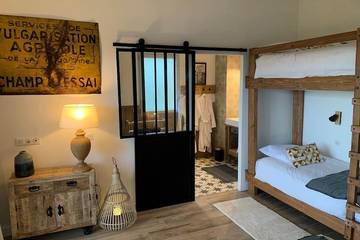 Cottage pour 4 personnes, avec jacuzzi et piscine ainsi que balcon et sauna, animaux acceptés à Labastide-Marnhac