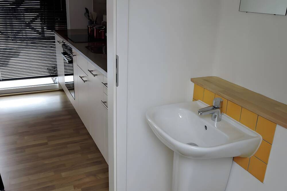 Ganze Wohnung, Ferienwohnung 'A' mit gemeinsamer Terrasse und Wi-Fi in Bühl, Mittlerer Schwarzwald