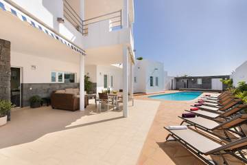 Chalet para 10 Personas en Central Costa Teguise, Teguise, Foto 1