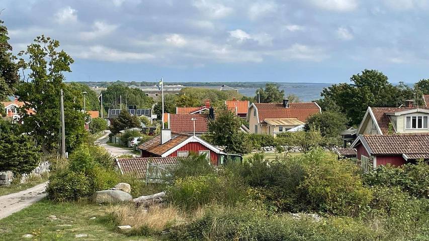 Dom dla 9 osób, z jacuzzi i balkon, zwierzęta dozwolone w Blekinge