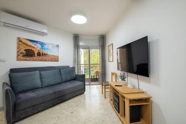 Ferienwohnung für 6 Personen, mit Pool und Garten - 1