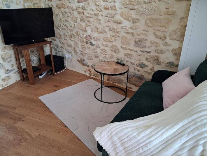 Location de vacances pour 2 personnes, avec terrasse et vue à Milhac