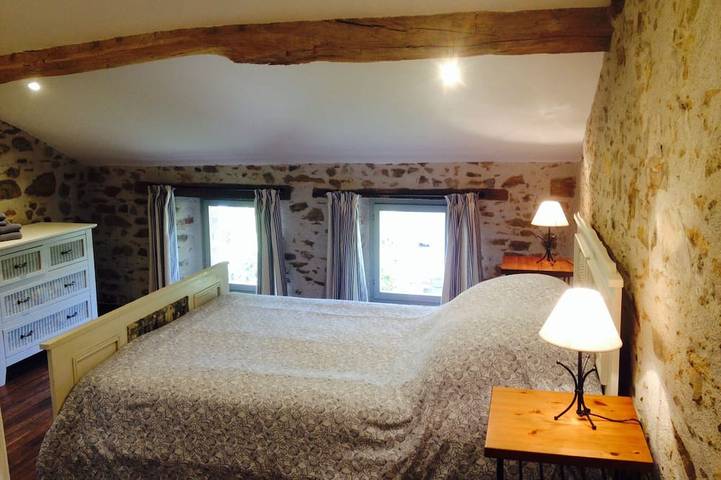 Gîte pour 4 personnes, avec piscine et jardin à Bussière-Poitevine - 3