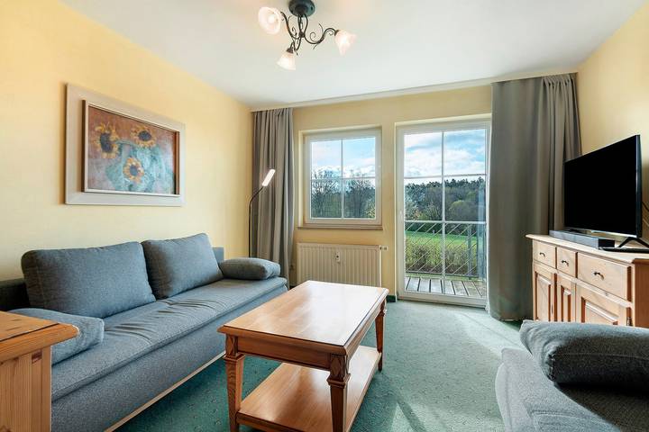 Ferienwohnung für 6 Personen, mit Balkon und Seeblick in Spalt - 2