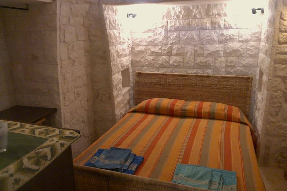 Trullo Panorama - Itria Valley in Locorotondo, Provincia de Taranto