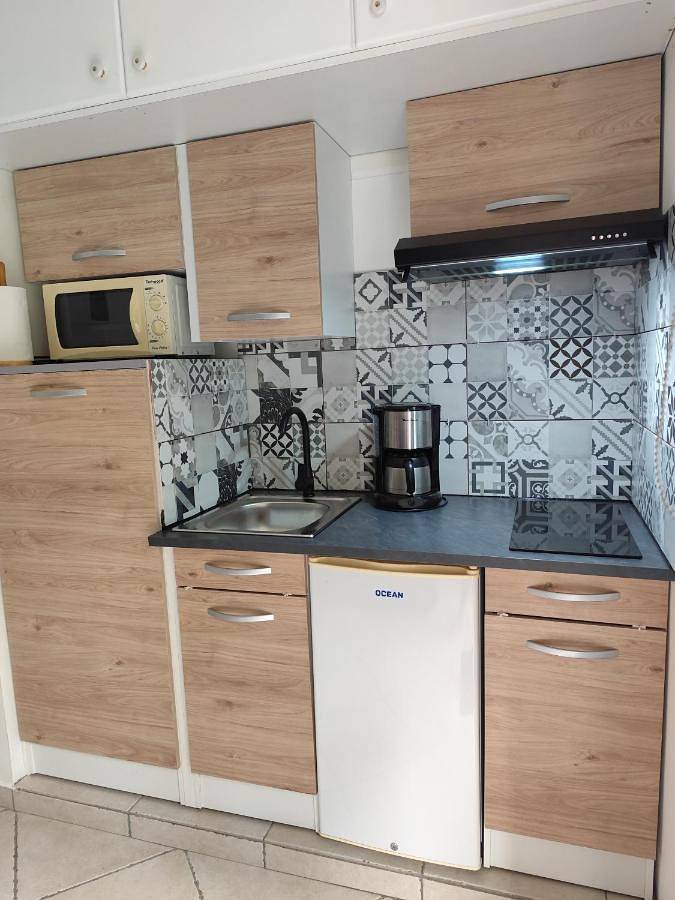 Gîte pour 2 personnes, avec piscine et jardin dans Plage de l’Anse Vinaigri - 2