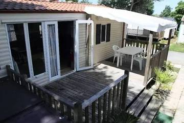 Camping pour 7 personnes, avec terrasse et piscine à Bretignolles-sur-Mer