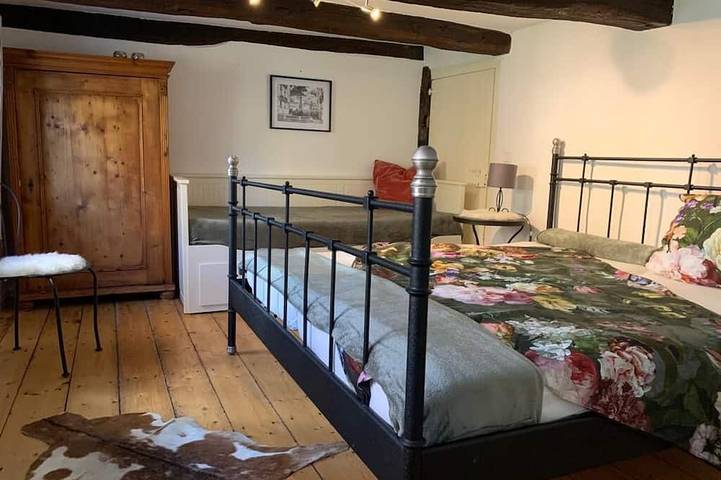 Ferienwohnung für 9 Personen, mit Balkon und Garten in Reichshof - 3