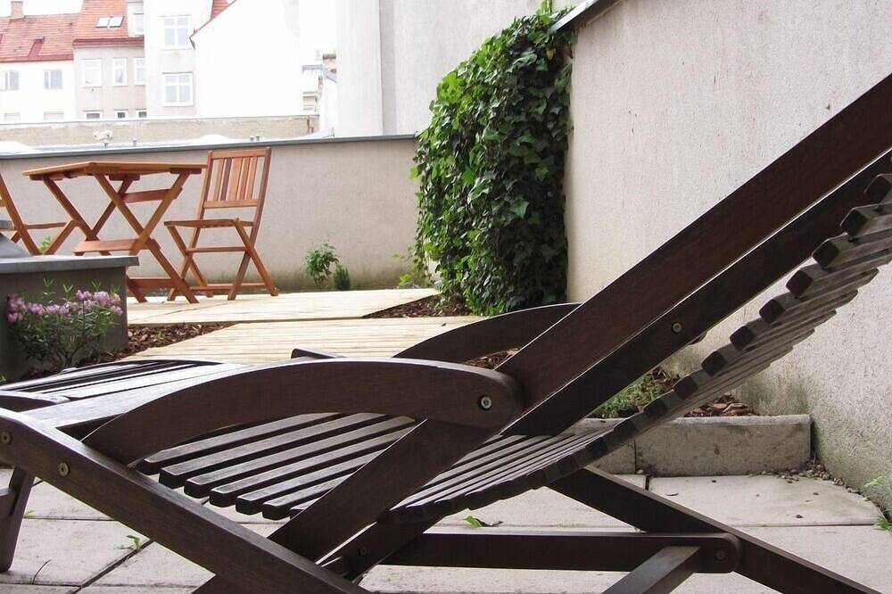 Ganze Wohnung, Ruhig und zentrumsnah mit Grünoase,  für Urlaubs- sowie für Geschäftsreisende in Hernals, Wien