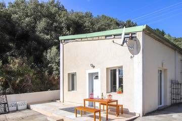 Gîte pour 6 personnes, avec piscine et sauna à Saint-Péray