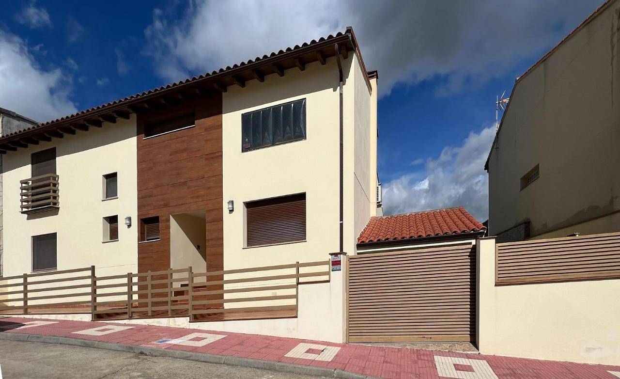 Six-Bedroom House in Jaraíz de la Vera, Provincia de Cáceres