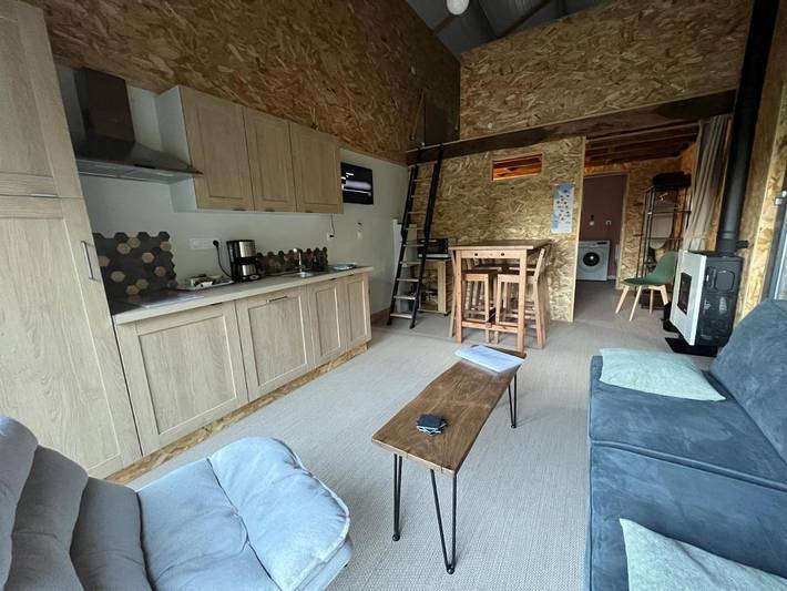 Location de vacances pour 5 personnes, avec terrasse et jardin, adapté aux familles dans Commer