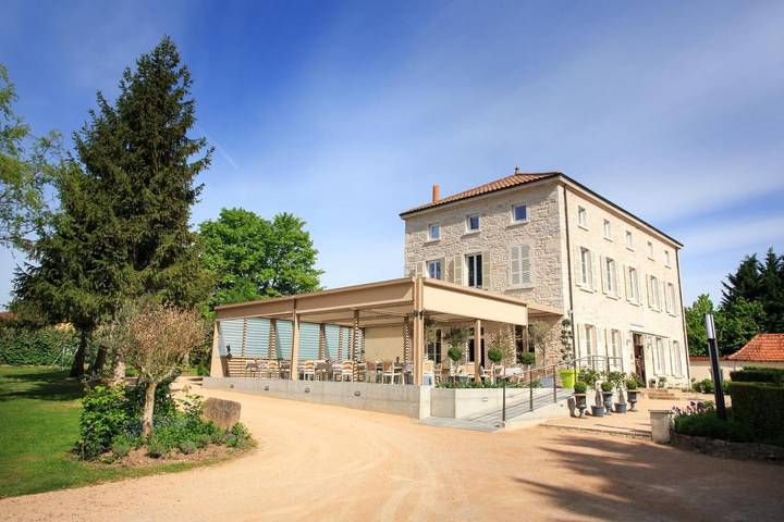 Hôtel pour 2 personnes, avec jardin à Montbellet