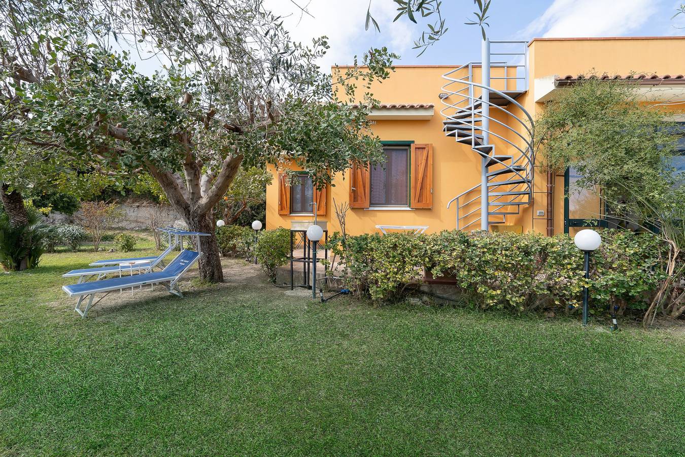 Maison de vacances 'Ciumara West' avec terrasse privée, Wi-Fi et climatisation in Noto, Avola