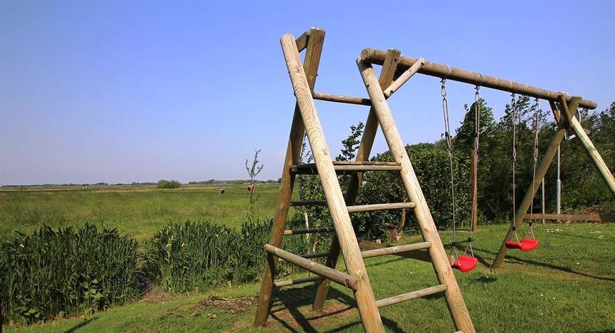 Entire holiday apartment, Ferienwohnung 1 Landblick in St. Peter-Bad, St. Peter-Ording