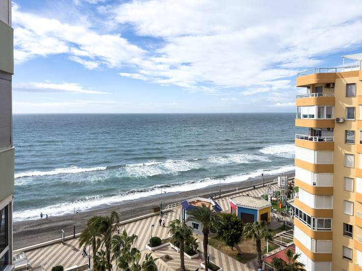 Entire apartment, Apartment 'Increíbles vistas al mar A102' with Sea View, Wi-Fi and Air Conditioning in Torrox Costa, Torrox