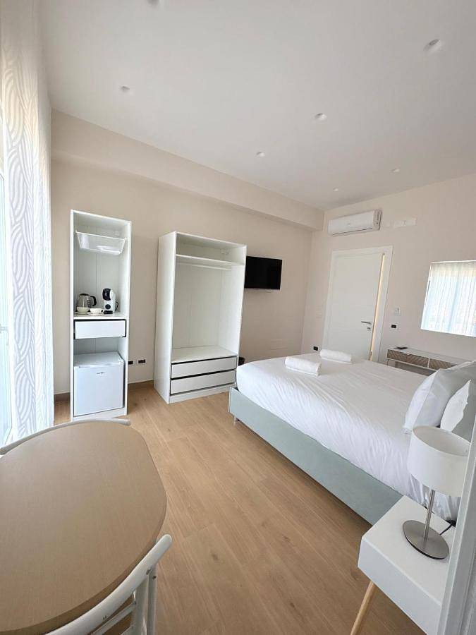 Double Room with Private Bathroom in Santa Maria la Carità, Sorrento Coast