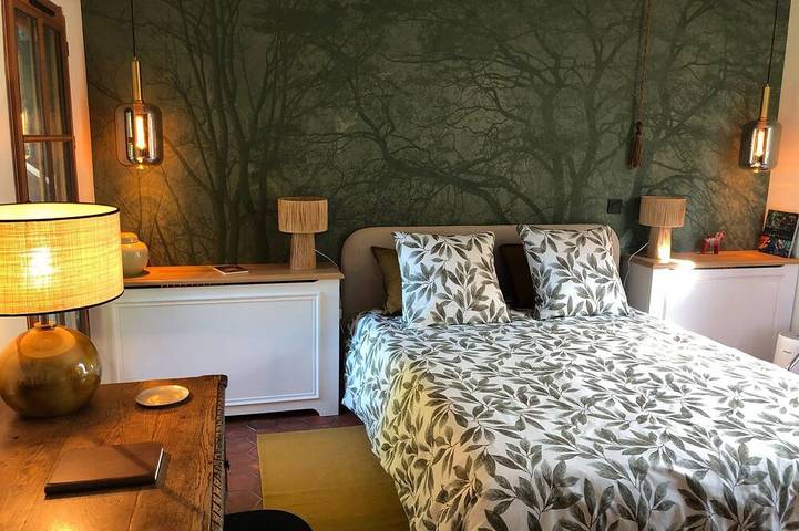 Location de vacances pour 2 personnes, avec jardin à Croissy-sur-Seine