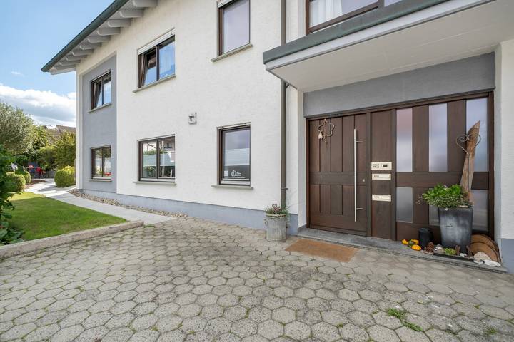 Hel lägenhet, Apartment 'Main Ferienwohnung Erlabrunn' with Private Garden and Parking in Erlabrunn, Franconian Wine Country