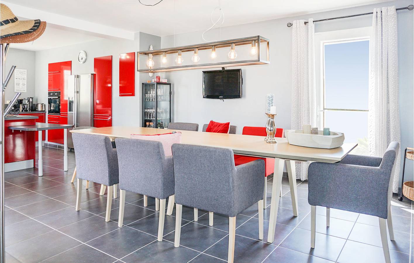 Charmant 135m² Appartement Dichtbij Stad & Rivier in Cruzy, Béziers en omgeving