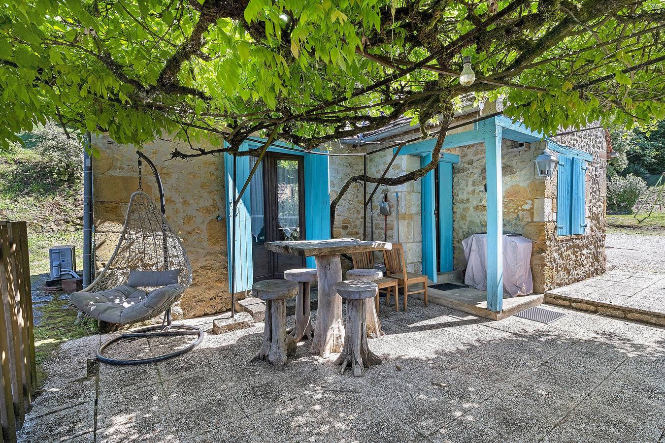 Cottage 'Le Saulou' mit privater Terrasse und eigenem Garten in Sarlat-la-Canéda, Périgord Noir
