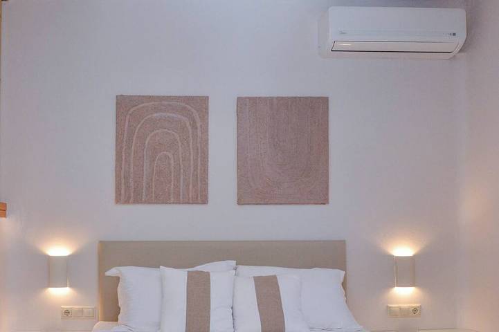 Gîte pour 4 personnes, avec jardin et balcon dans Agia Anna - 3