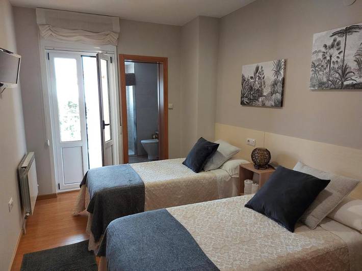 Maison d’hôte pour 2 personnes, avec Terrasse ainsi que Jardin et Vue à Portomarín - 2