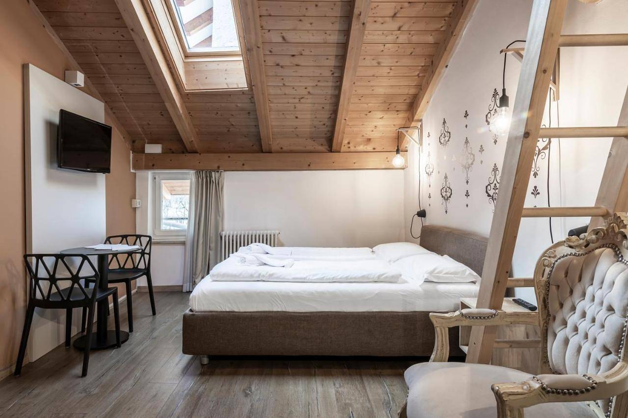 Stay Cooper l Goethe Guesthouse in Zentrum-Bozner Boden-Rentsch, Bozen