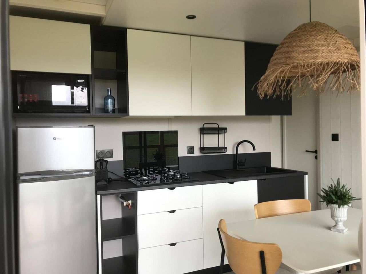 Chalet « Martinette » avec terrasse privée, balcon et Wi-Fi in Saint-Pair-sur-Mer, Côte de la Déroute