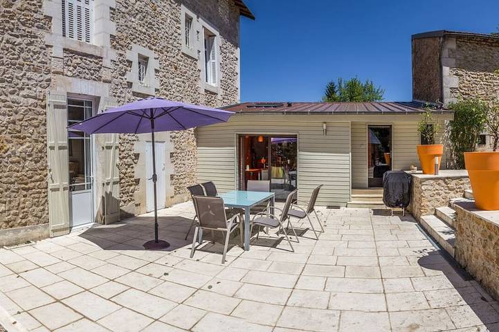 Ferienhaus für 12 Personen, mit Whirlpool und Terrasse sowie Garten und Sauna, mit Haustier - 1