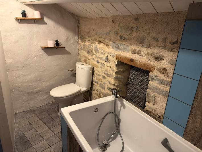 Location de vacances pour 5 personnes, avec terrasse et vue à Coux - 4