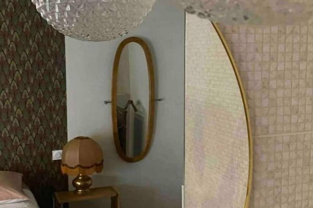 Entire apartment, La Finca , et si Cétait le Sud in Nîmes, Nimes region