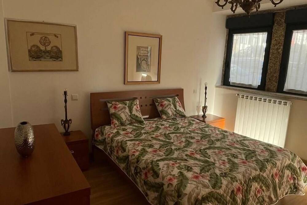 Casa Cruz. in Beira Interior Norte, União de freguesias de Corujeira e Trinta