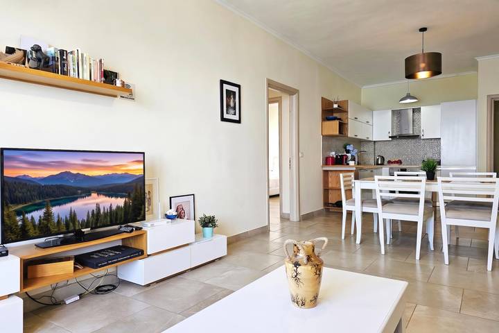 Ganze Wohnung, Happy Stay Vincent - 270 /w Sea View Balcony in Sarandë, Vlorë