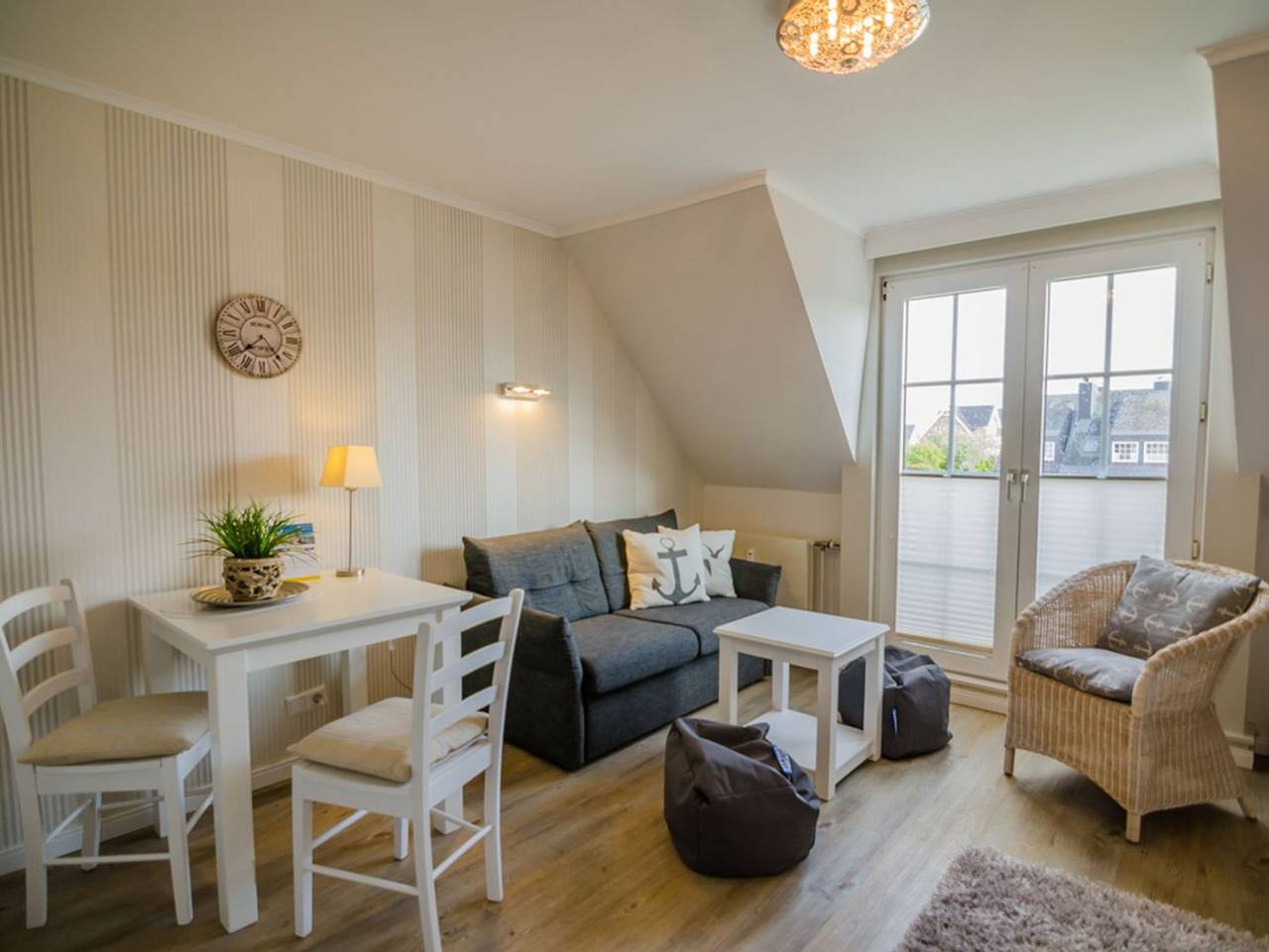 Ganze Ferienwohnung, Westbrise App. 7 - 2-Zimmer-Ferienwohnung mit Balkon, in Strandnähe. in Wenningstedt, Sylt