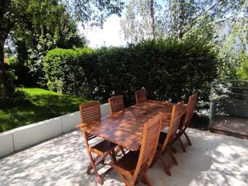 Gîte pour 6 personnes, avec terrasse et jardin, adapté aux familles à Voglans