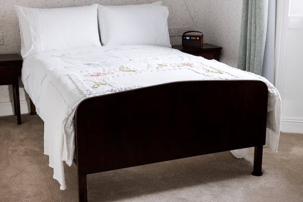 Authentic thatched cottage in the heart of Irelands ancient East. in County Tipperary