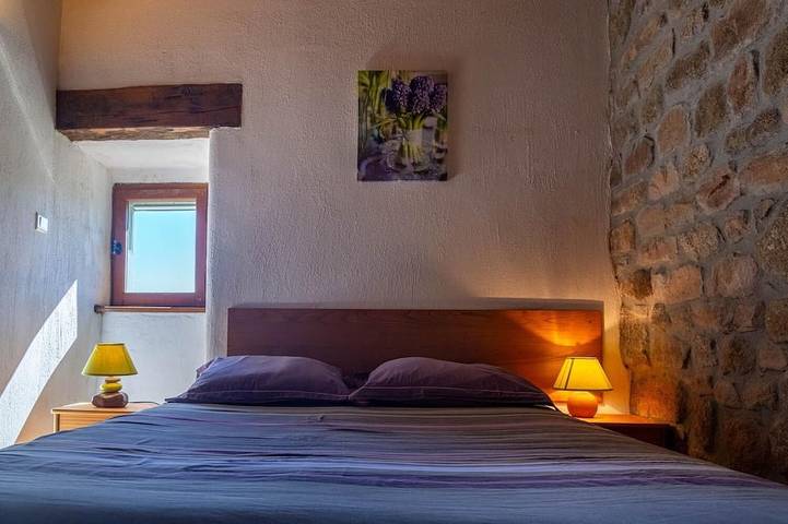 Location de vacances pour 2 personnes, avec jardin à Pied-de-Borne - 4