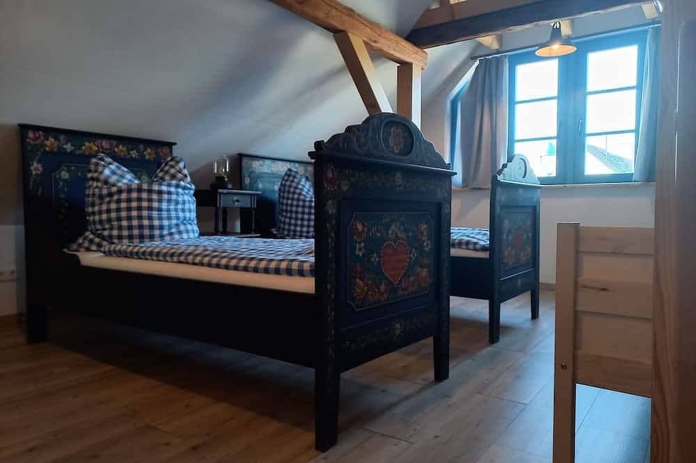 Ganze Wohnung, Bauernhaus 1 - Ferienwohnung historisches Ambiente in Laasow, Vetschau