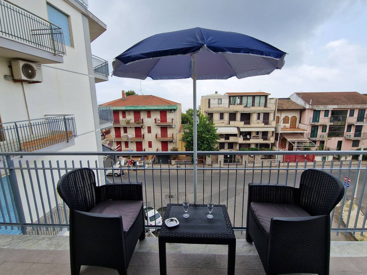 Appartement entier, Wohnung 'Suite Mare' in Strandnähe in Fondachello, Province de Catania