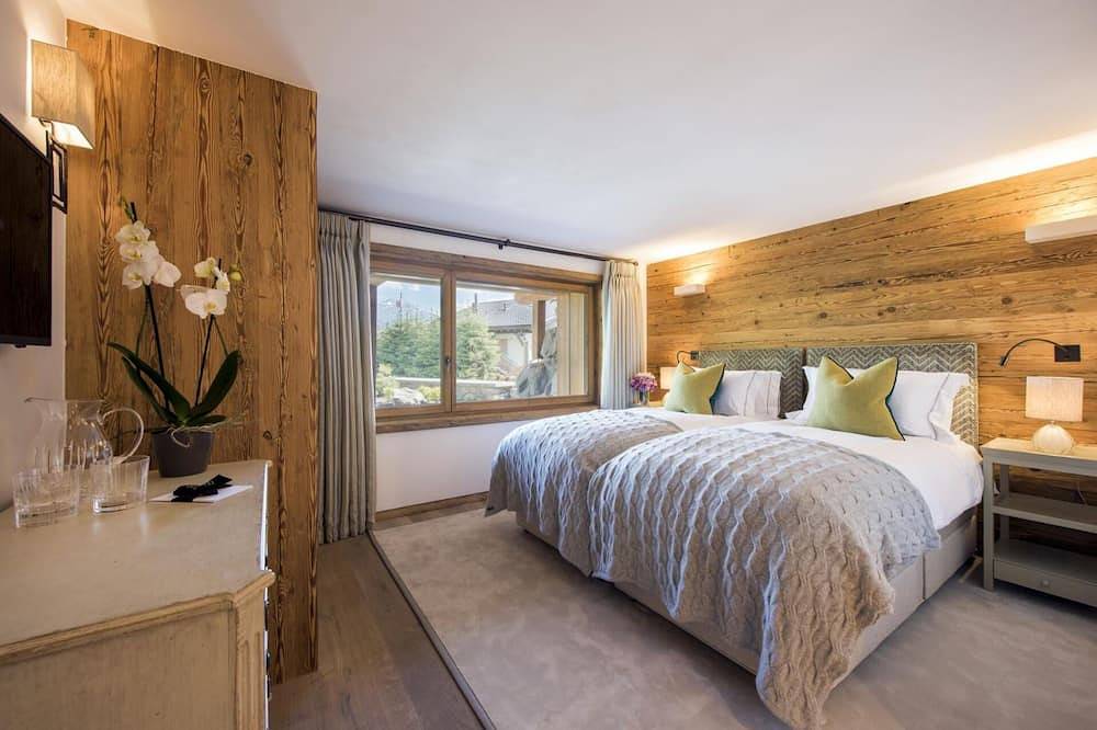 Chalet Vera Peak - Six Chambres Chalet, Couchages 12 in Bagnes, Alpes valaisannes
