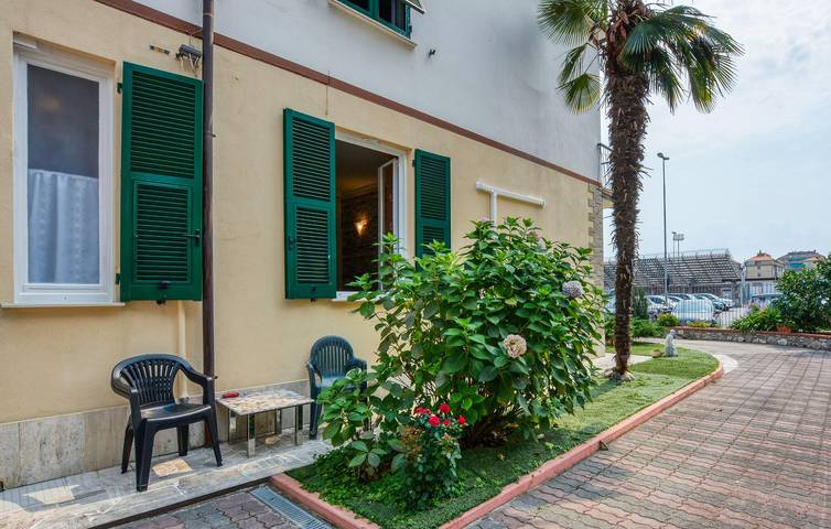 Holiday letting for 4 people, with garden in Chiavari
