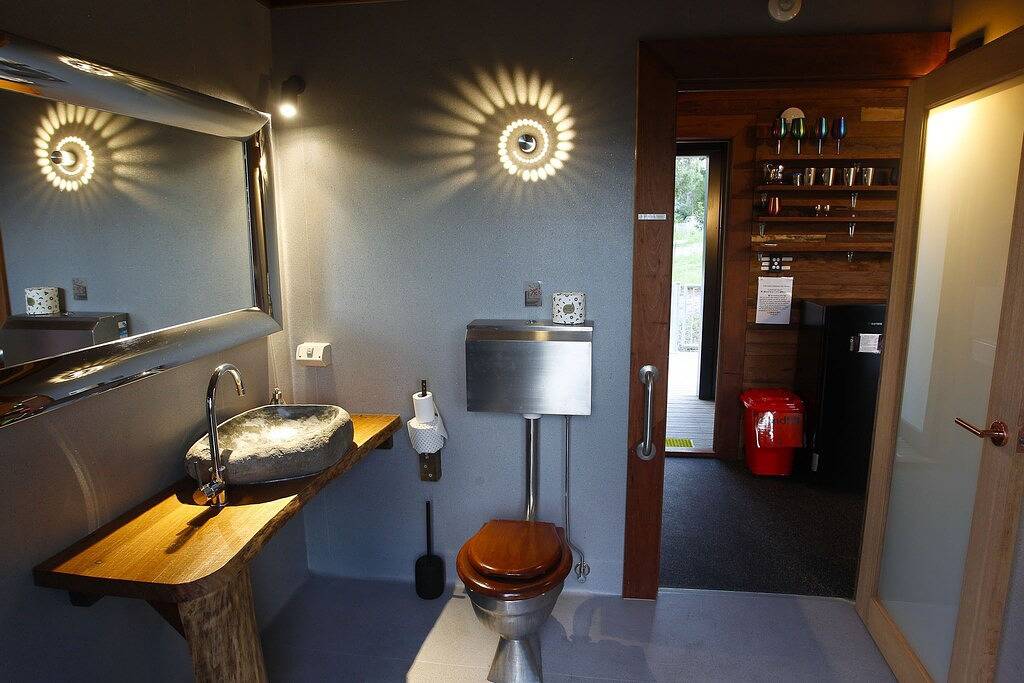 Tree House #1. Private, stone bath with amazing views of Gold Coast Hinterland in Queensland