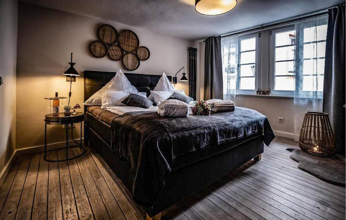 Ganze Ferienwohnung, Luxus-Wohnung mit Sauna & Whirlpool, 1km von Bernkastel-Kues entfernt in Bernkastel-Kues, Bernkastel-Kues & Umgebung