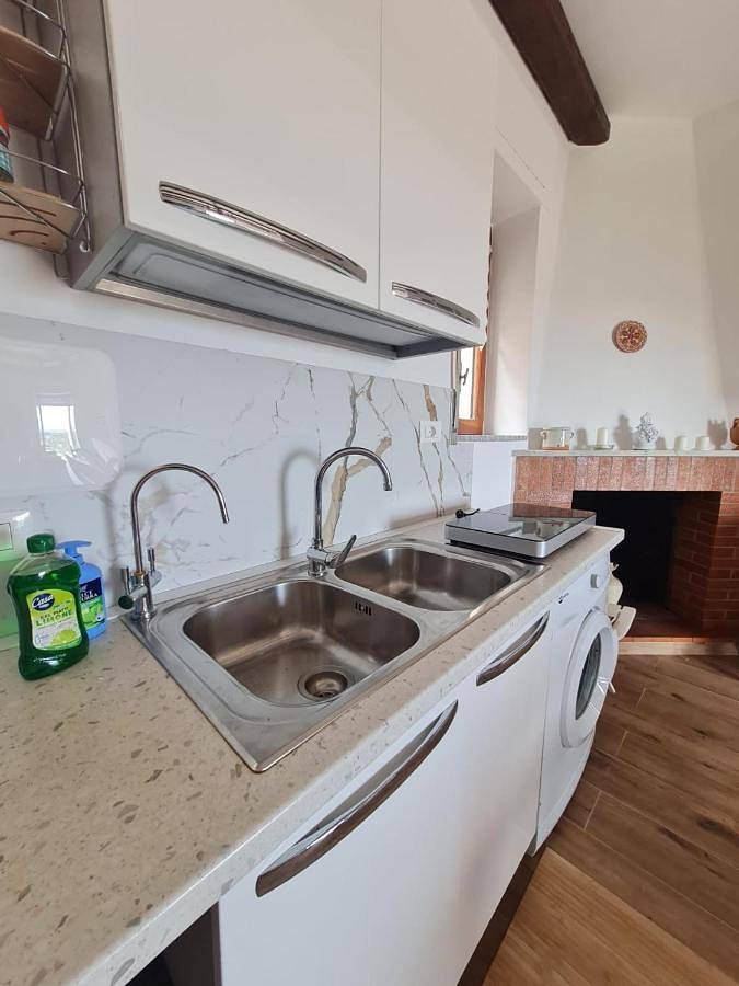 Location de vacances pour 5 personnes, avec balcon et vue à Rocca Imperiale - 4