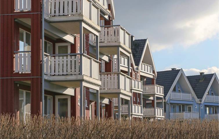 Ganze Ferienwohnung, Modernes Strandapartment mit Parkplatz & WiFi in der Nähe von Badestelle Mili in Rechlin, Müritz