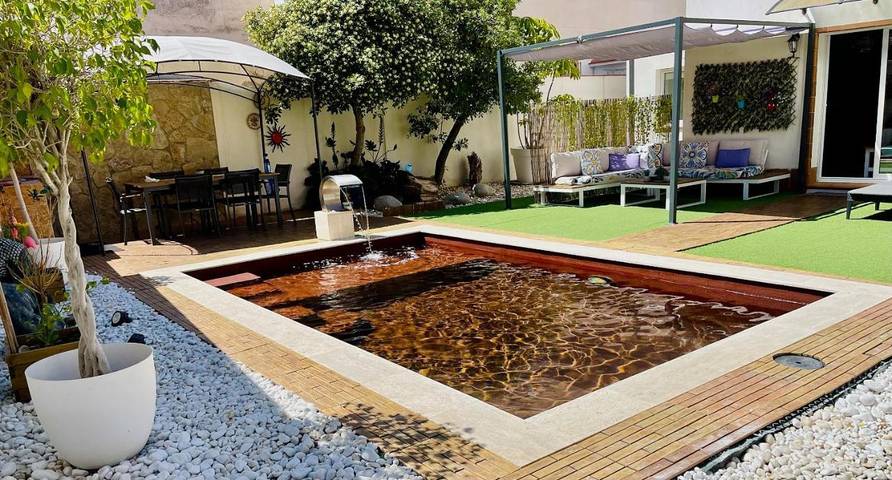 Casa de vacaciones para 6 personas, con vistas además de jardín y piscina, Se admiten mascotas - 1