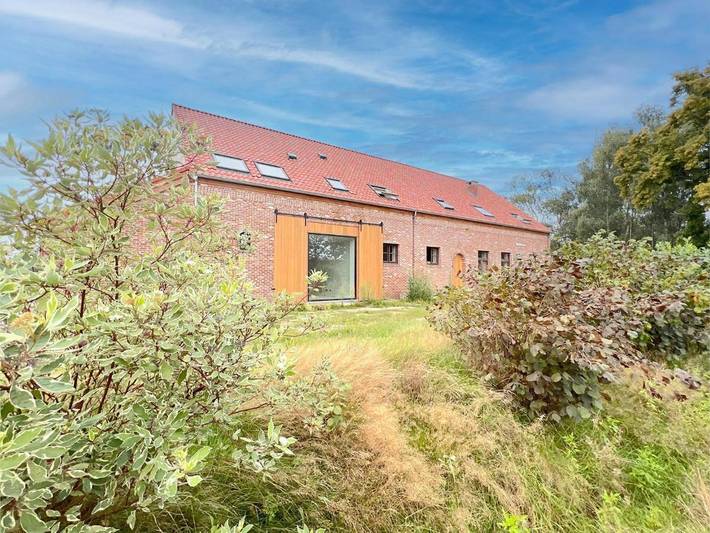 Vakantiehuis voor 20 personen, with Terras and Tuin as well as Zwembad in Turnhout