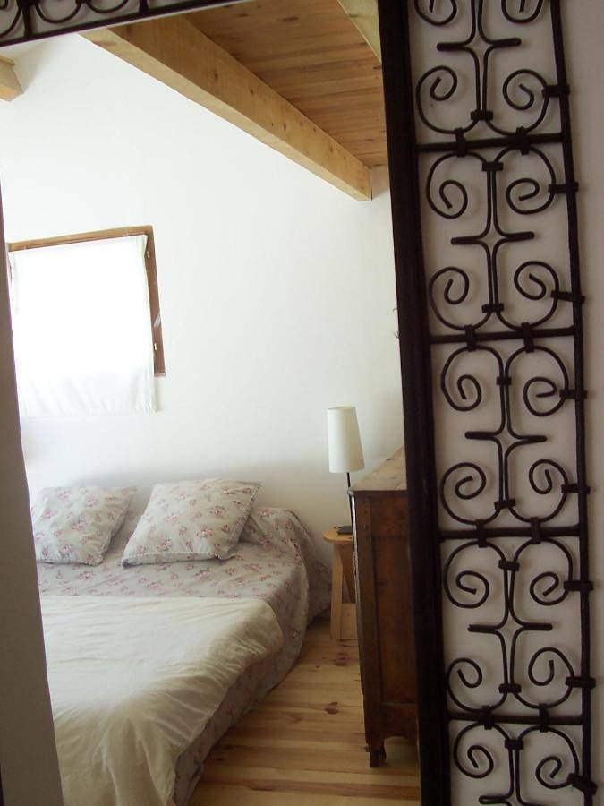 Chambre d’hôte pour 4 personnes, avec Terrasse et Jardin