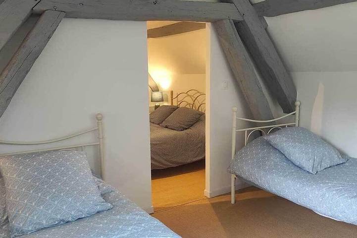 Location de vacances pour 6 personnes, avec jardin à Bocal (récipient) - 4